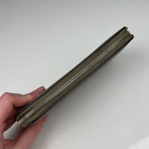 Celine Long Wallet - Picture 7 of 10